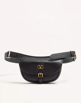 Valentino Garavani Antibes Pouch In Calfskin.