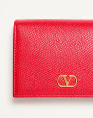 VLogo Signature Grainy Calfskin Wallet