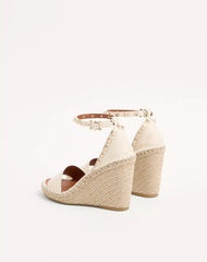 Double Rockstud Grainy Calfskin Wedge Sandal 105 Mm