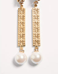 San Fin Metal Earrings With SwarovskiÂ® Crystals And Pearls