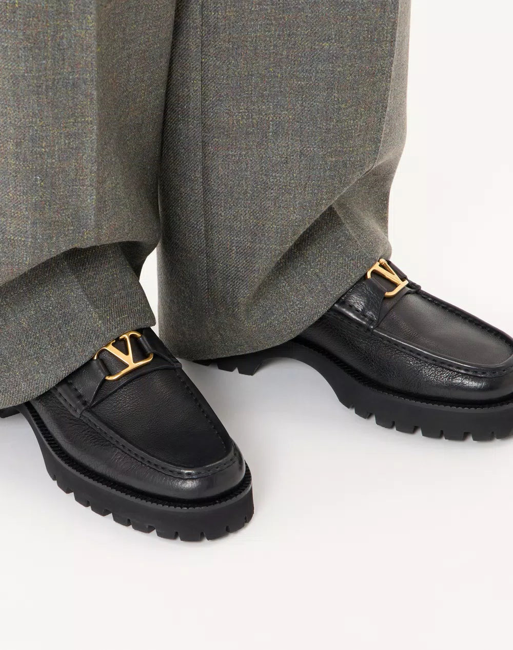 VLogo Signature Buffalo Loafer