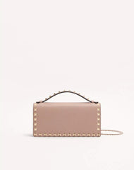 Rockstud Wallet With Chain In Grainy Calfskin