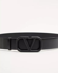 VLogo Signature Calfskin Belt