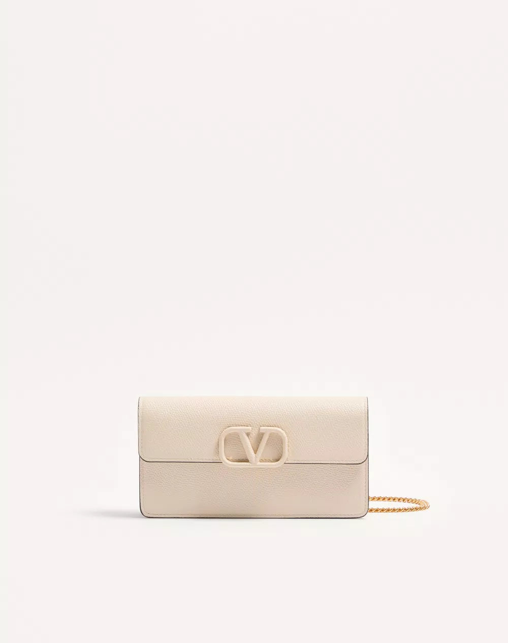 VLogo Signature Grainy Calfskin Wallet With Chain