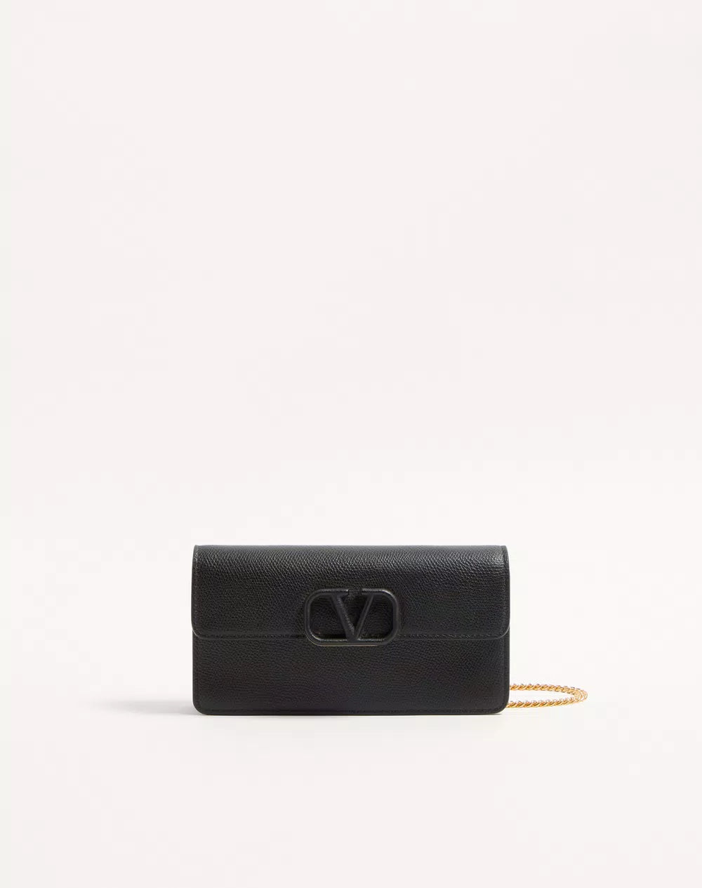 VLogo Signature Grainy Calfskin Wallet With Chain